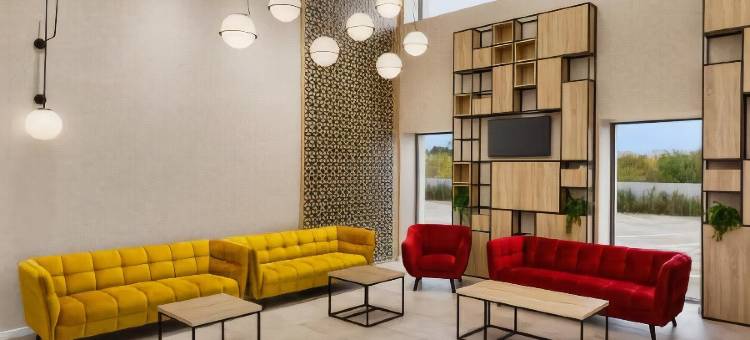 特尔古日乌华美达酒店(Ramada by Wyndham Targu Jiu)图片