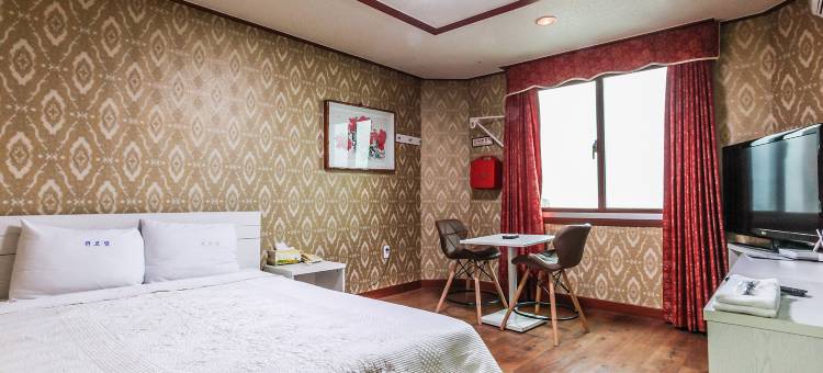 西归浦Queen酒店(Seogwipo Queen Hotel)图片