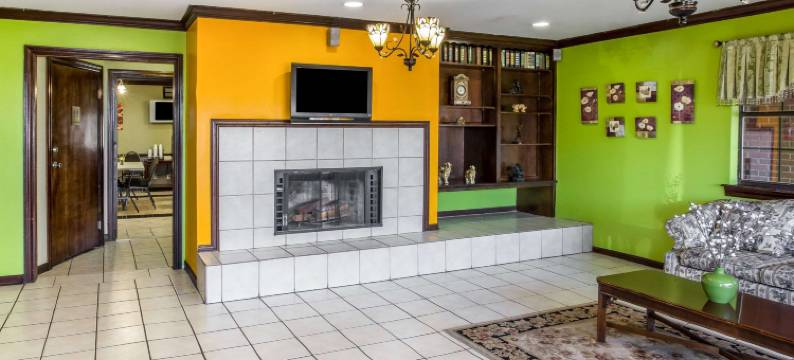 罗德威旅馆及套房斯迈尔纳 - 纳什维尔地区(Rodeway Inn & Suites)图片