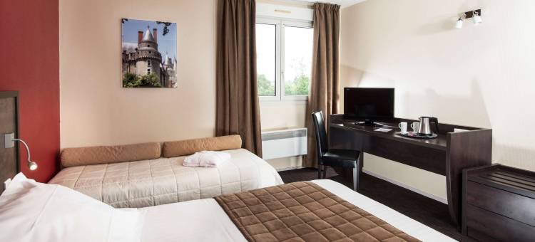 基里亚德旅游酒店–茹埃莱图尔(Kyriad Tours - Joue les Tours)图片