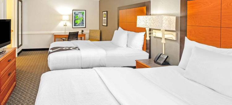威奇托县拉昆塔温德姆旅馆(La Quinta Inn Wichita)图片