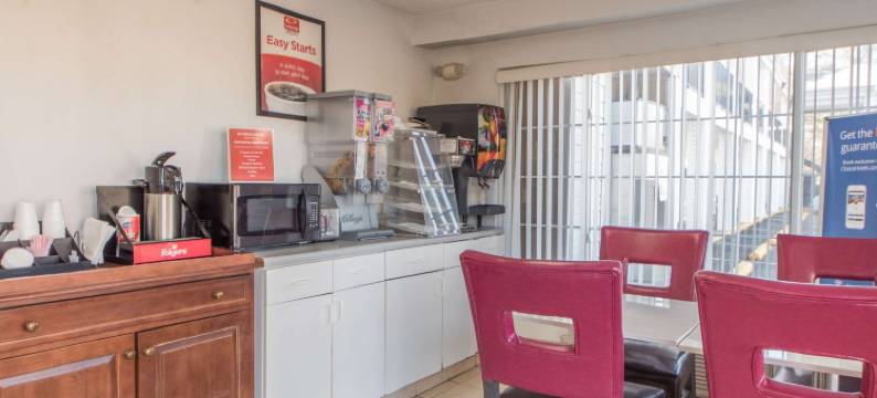 伊康旅馆(Econo Lodge)图片