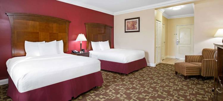 莫雷诺谷拉昆塔温德姆套房酒店(La Quinta Inn & Suites by Wyndham Moreno Valley)图片