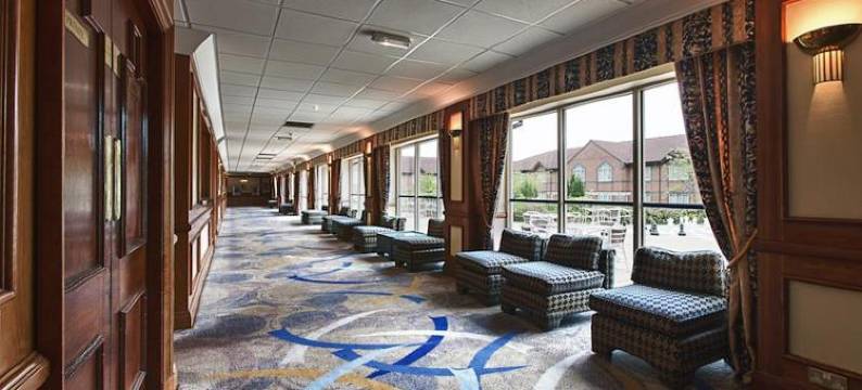 达文垂苑美居酒店(Mercure Daventry Court Hotel)图片