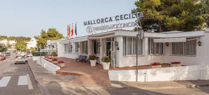 马洛卡塞西莉亚-皮耶尔&瓦康斯公寓酒店(Residence Mallorca Cecilia)图片