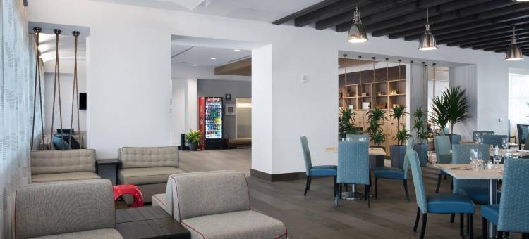 劳德代尔堡机场邮轮港口福朋喜来登酒店(Four Points by Sheraton Fort Lauderdale Airport/Cruise Port)图片