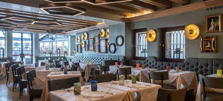 萨沃亚及尤兰达酒店(Savoia & Jolanda)图片