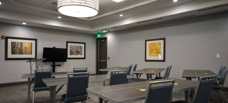 希尔顿花园酒店-圣马修斯/路易斯维尔购物中心(Hilton Garden Inn Louisville Mall of St. Matthews)图片