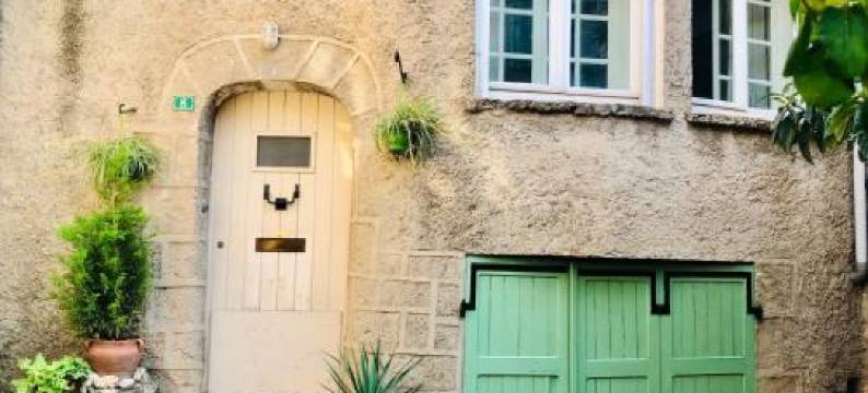 Tourtour塞尔之家旅馆(La Chambre Rose-Maison Searle à Tourtour)图片