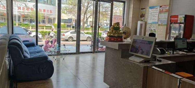 骏怡精选酒店(唐山爱琴海火车站店)图片