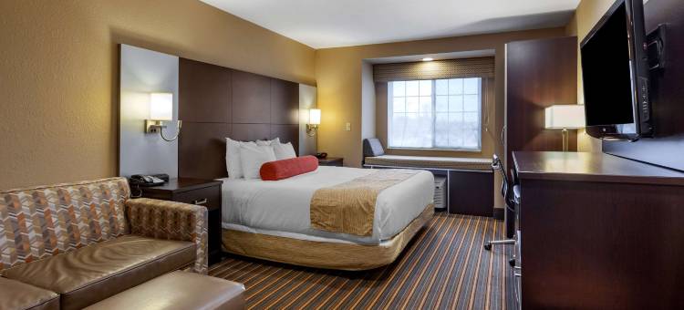 伍德斯托克贝斯特韦斯特优质套房酒店(Best Western Plus Woodstock Inn  Suites)图片