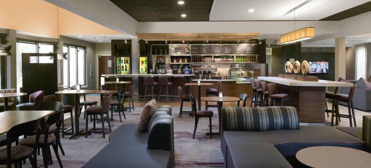 阿尔伯克尔基机场万怡酒店(Courtyard Albuquerque Airport)图片