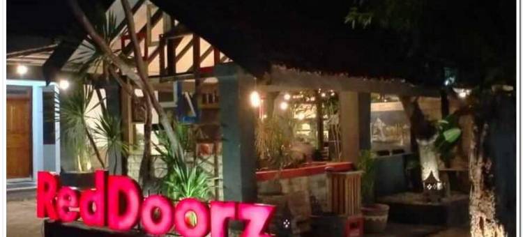 红多兹普拉斯酒店-近苏梅内普广场(RedDoorz Plus Near Alun Alun Sumenep)图片