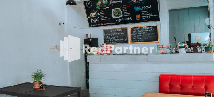 Flamboyan Asri Syariah Mitra RedDoorz Near Kampung Inggris Pare图片