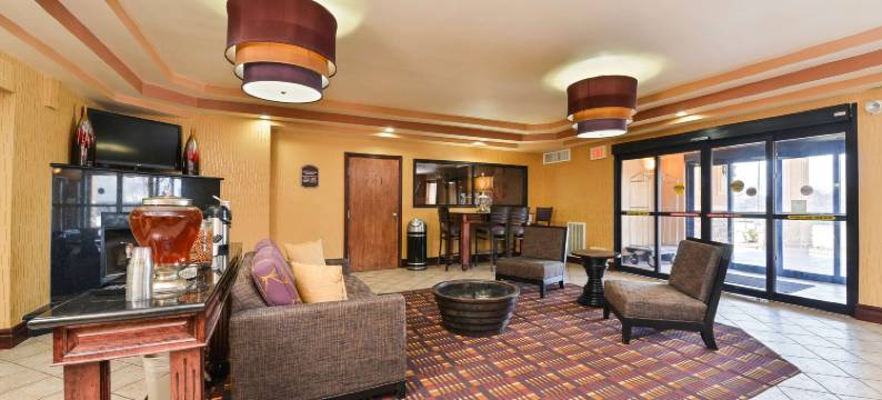 米德韦斯特城贝斯特韦斯特优质套房酒店(Best Western Plus Midwest Inn  Suites)图片