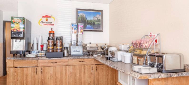 蒙哥马利温德姆速8酒店(Super 8 by Wyndham Montgomery Maybrook)图片