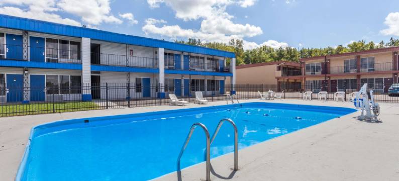 西摩温德姆戴斯酒店(Days Inn by Wyndham Seymour)图片