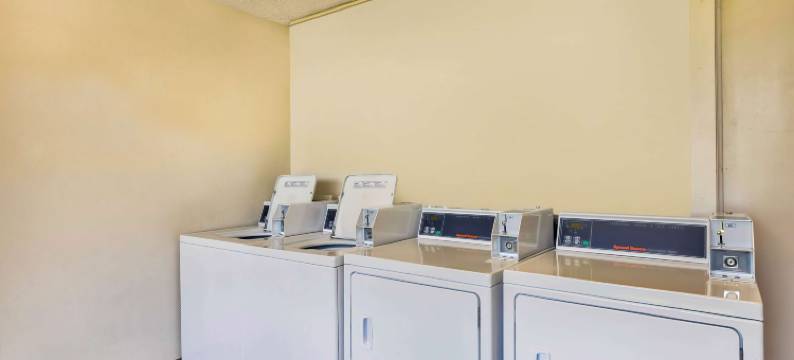 Studio 6马特杰克逊, 弗吉尼亚 - 申南多阿(Studio 6 Mount Jackson, VA - Shenandoah)图片