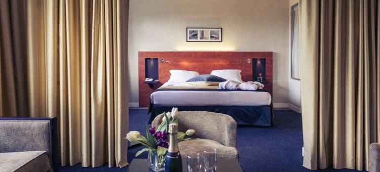 莫勒帕圣昆汀美居酒店(Hôtel Mercure Maurepas Saint-Quentin)图片