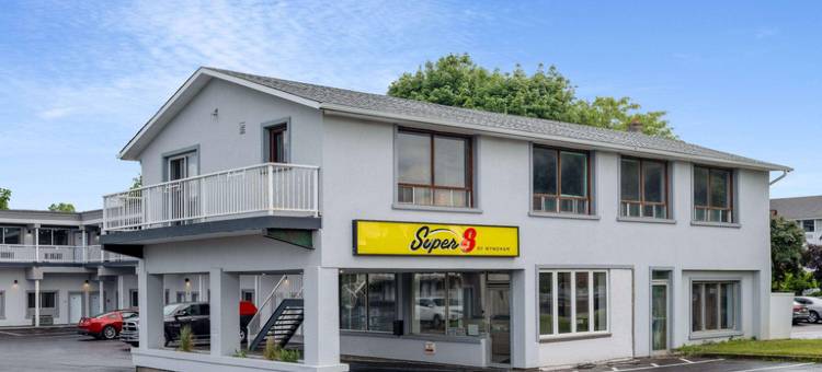 安大略尼亚加拉瀑布温德姆速 8 酒店(Super 8 by Wyndham Niagara Falls ON)图片