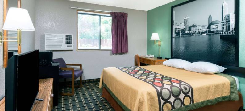 特温斯堡-克利夫兰地区速8酒店(Super 8 by Wyndham Twinsburg/Cleveland Area)图片