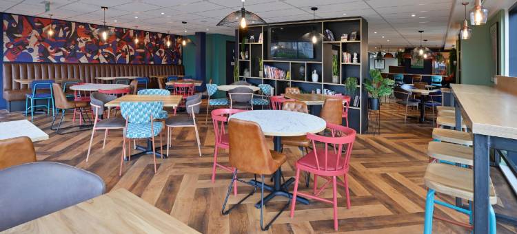 剑桥果园公园旅屋酒店(Travelodge Cambridge Orchard Park)图片