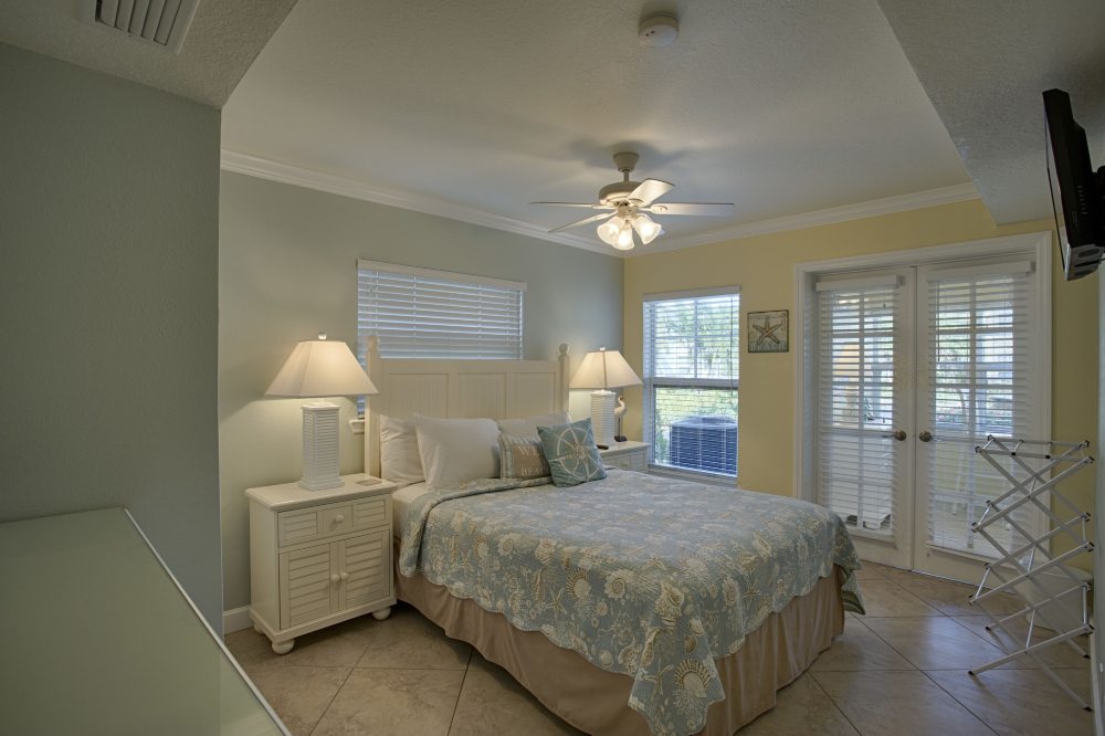 Barefoot Beach Resort Over view