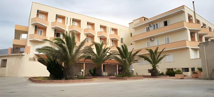 卡斯泰尔萨多杜马斯海滩酒店(Hotel Castelsardo Domus Beach)图片