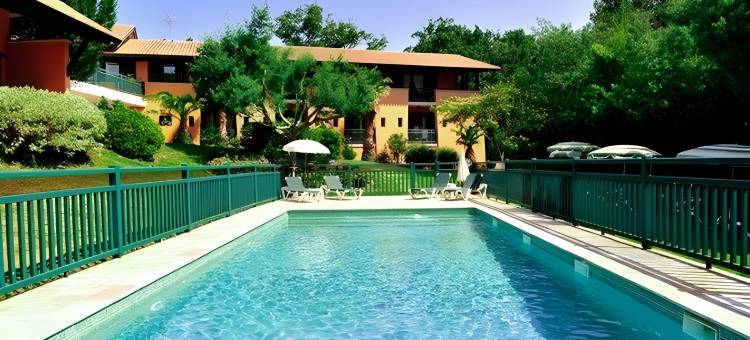 博尔兄弟瑞拉斯宁谧酒店-塔布莱青年旅馆(Hôtel les Frères Ibarboure)图片