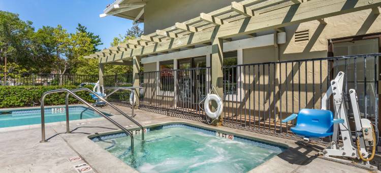 斯科茨谷市贝斯特韦斯特优质酒店(Best Western Plus Inn Scotts Valley)图片