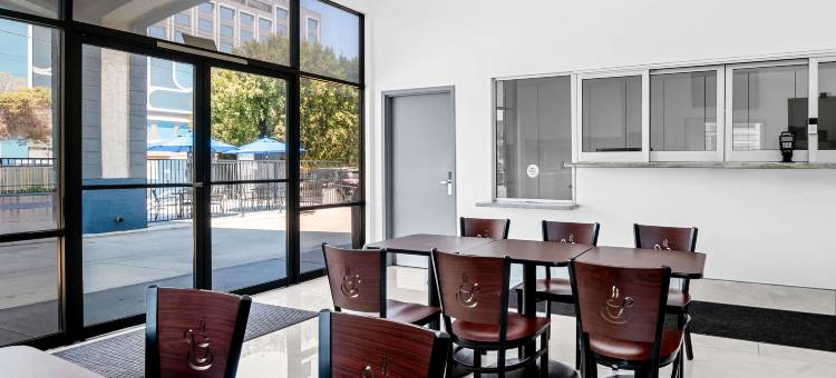 贝斯特韦斯特安纳海姆布埃那公园SureStay酒店(SureStay Hotel by Best Western Buena Park Anaheim)图片
