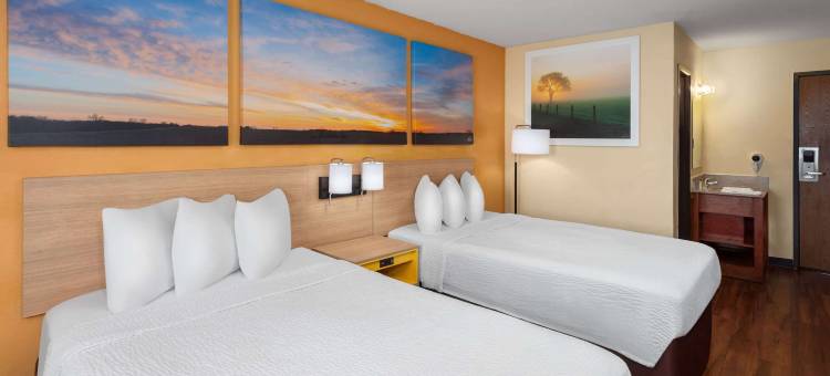 温德姆戴斯酒店罗克福德 I-90 娱乐场区(Days Inn by Wyndham Rockford I-90 Casino District)图片