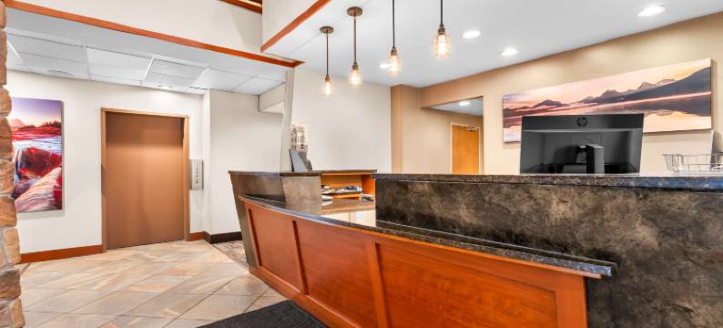 岩石山木屋贝斯特韦斯特酒店(Best Western Rocky Mountain Lodge)图片