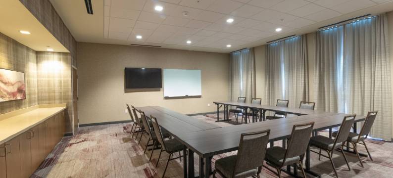 卡特斯维尔万怡酒店(Courtyard Cartersville)图片