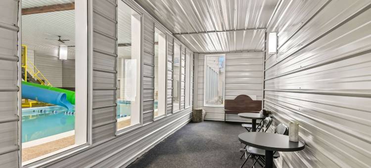 罗德威酒店奥斯科达(Rodeway Inn Oscoda)图片