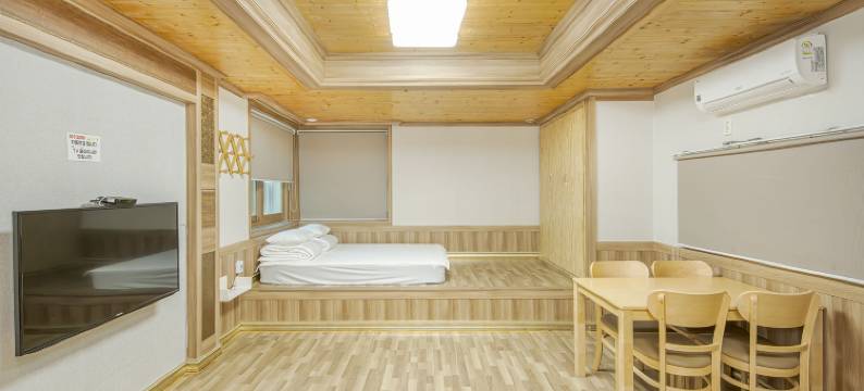 Boryeong Daecheon Sun and Moon Pension图片