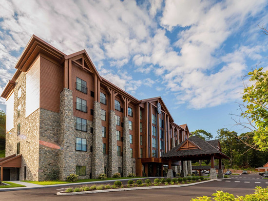 斯威夫特河旅馆