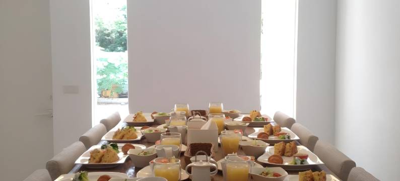 垦丁后面有湾图片