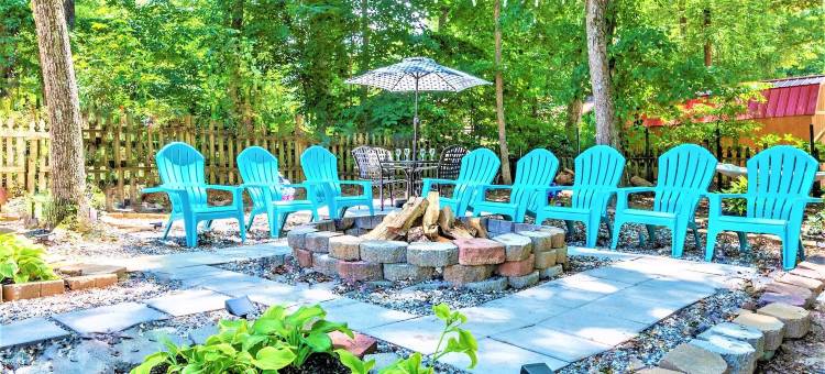 大床 可携带宠物 洗衣机 烘干机 可睡16人(KingBed PetFriendly Washer Dryer Sleep16)图片