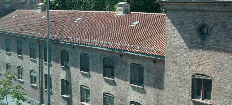 雷维尔(Revier)图片