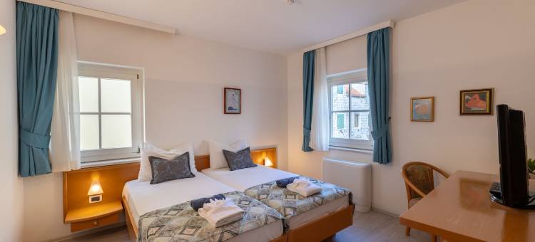 方塔纳别墅(Villa Fontana)图片