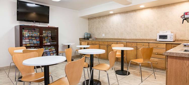 佛罗里达坦帕 - 博览会场 6 号汽车旅馆(Motel 6 - Tampa, FL - Fairgrounds)图片