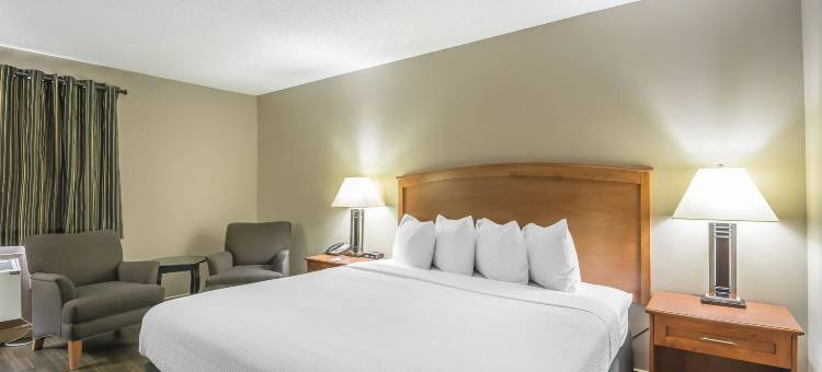 西埃德蒙顿凯艺酒店(Quality Inn West Edmonton)图片