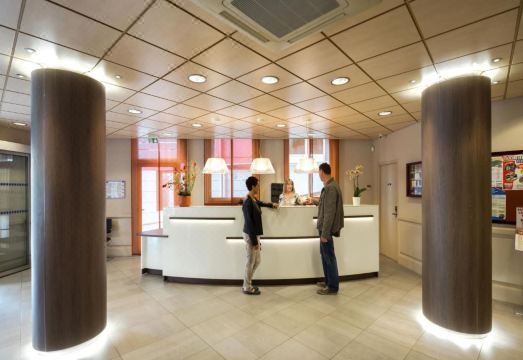 Hôtel Saint Georges Hotel Overview