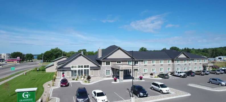 格伦伍德格兰德斯德套房酒店(GrandStay Hotel & Suites - Glenwood)图片