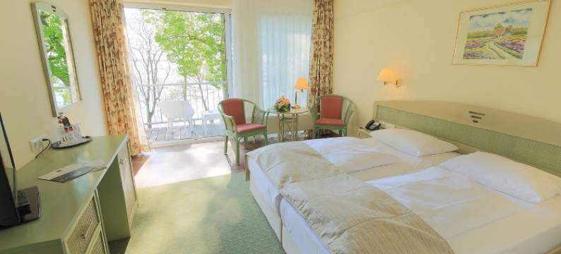 施罗斯克林可酒店(Seehotel Schloss Klink)图片