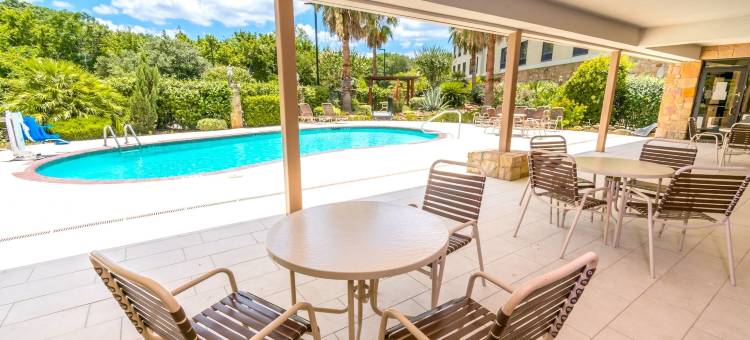 克利奇站-美国东6公路欢朋套房酒店(Hampton Inn & Suites College Station/US 6-East Bypass)图片