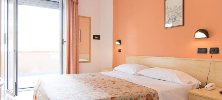圣特罗佩酒店(Hotel Saint Tropez - Pineto)图片