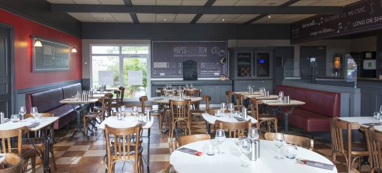 宜必思法莱斯诺曼底之心酒店(ibis Falaise Coeur de Normandie)图片