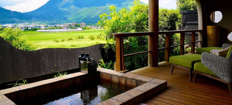 汤布院石榴奢华别墅酒店(Yufuin Luxury Villa -Zakuro-)图片